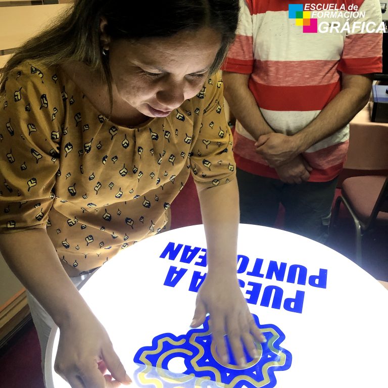 Curso de Vinilografia y operador de plotter de corte (12)