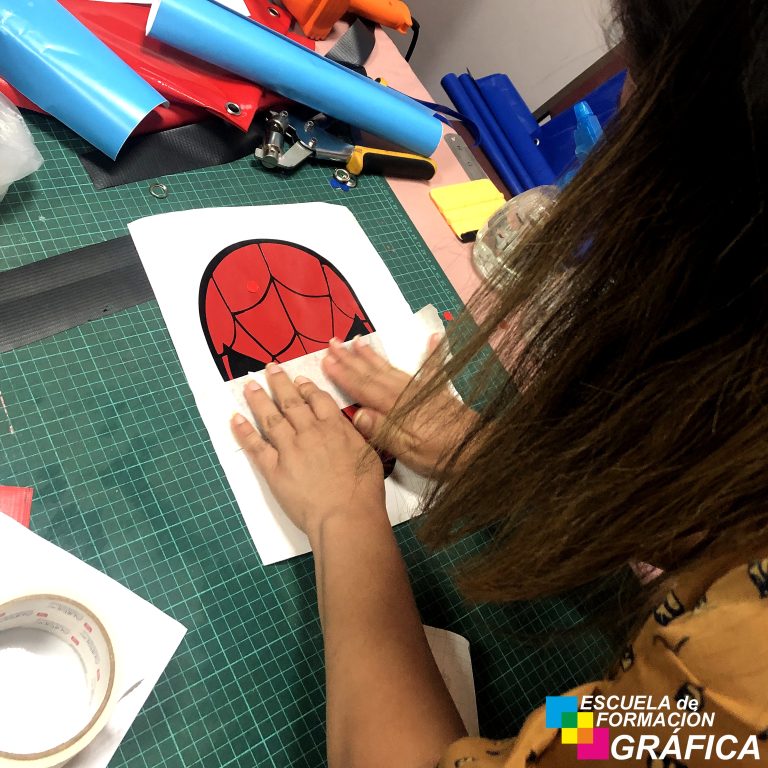 Curso de Vinilografia y operador de plotter de corte (6)