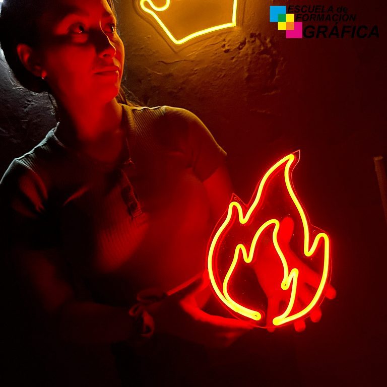 Curso de Instalación de Neón Flex - Noviembre 2024 - EFG (12)